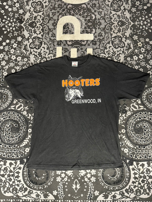 Hooters Tee