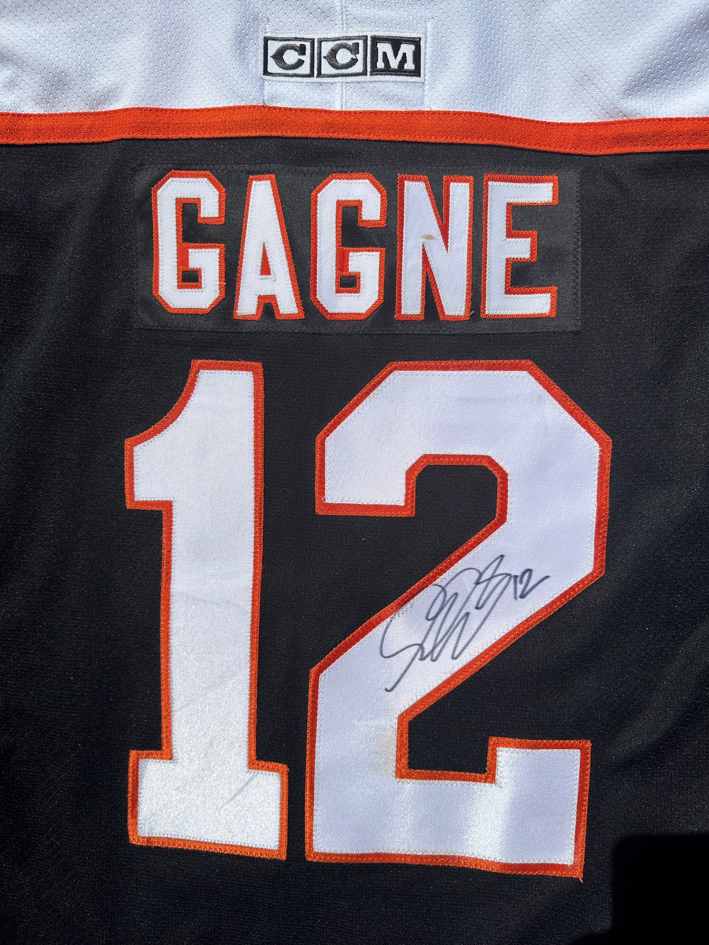 Signed “Simon Gagne” Philadelphia Flyers Jersey