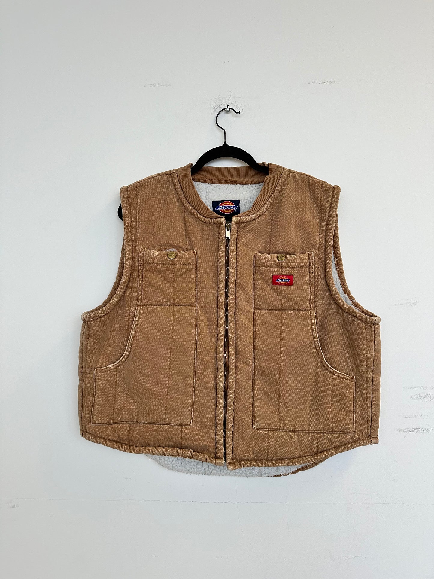 Dickies Cropped Sherpa Lined Vest